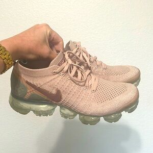 Nike women running shoes vapormax air max size 9